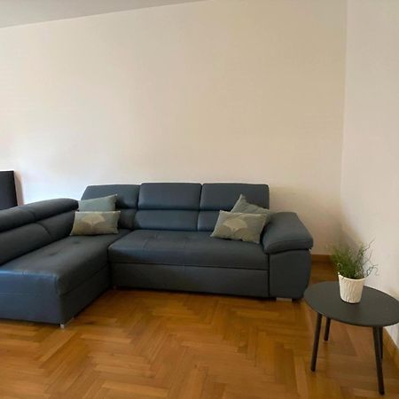 The Little Duck - Modern Apartment With Balcony Комо Екстер'єр фото