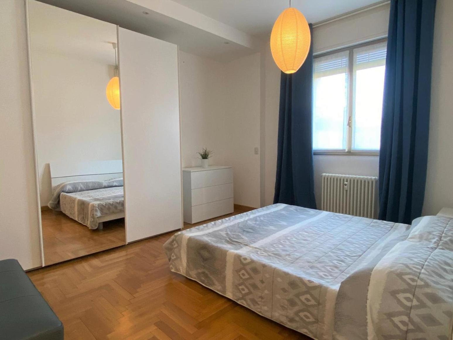 The Little Duck - Modern Apartment With Balcony Комо Екстер'єр фото